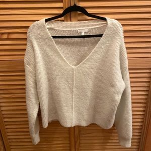 V neck fuzzy sweater size large